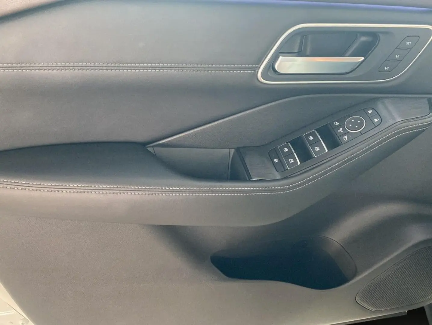 X-Trail 1.5 e-Power e-4orce Tekna*Navi*HeadUp*