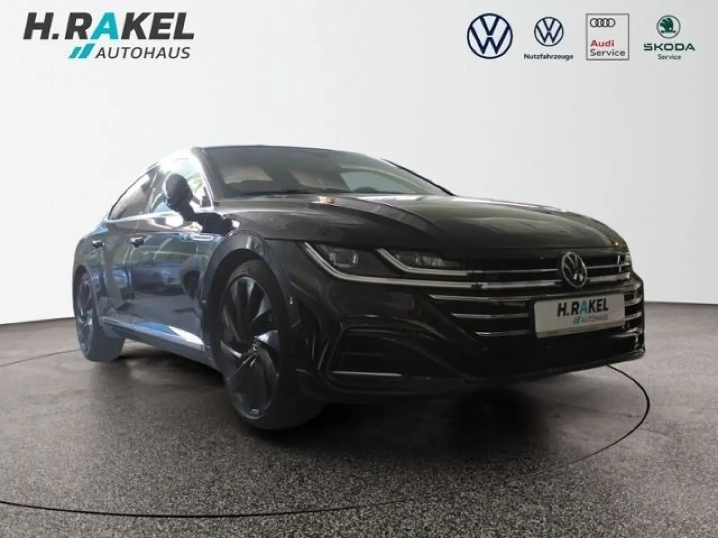 Arteon 2.0 TDI R-Line 4Motion +HUD+ACC+360°
