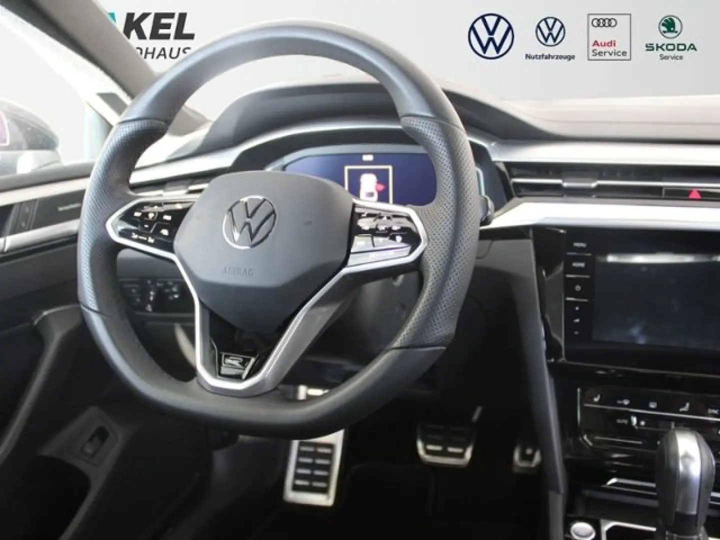 Arteon 2.0 TDI R-Line 4Motion +HUD+ACC+360°