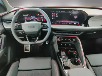 Audi Q5 S line TFSI