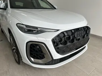Audi Q5 S-Line TFSI quattro EDITIONONE TECHPAK+