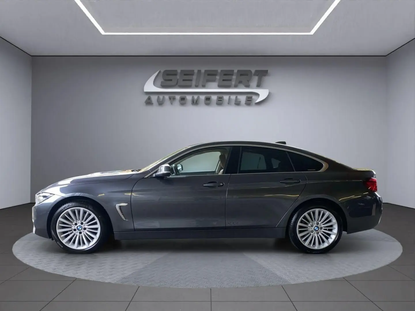 430d xDrive Gran Coupé I Luxury Line I AHK I PAN