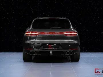 Macan GTS 18-way Pano 20