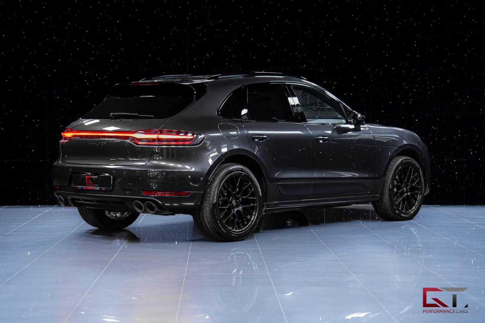 Macan GTS 18-way Pano 20