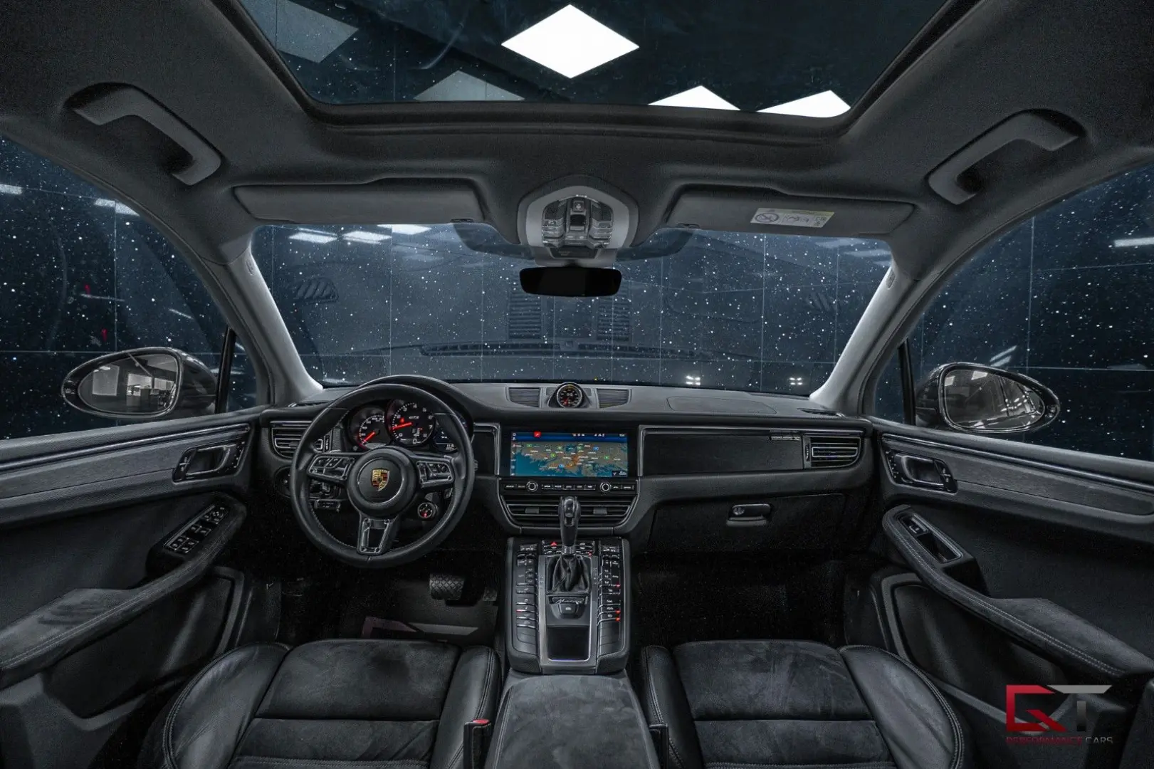 Macan GTS 18-way Pano 20