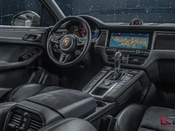 Macan GTS 18-way Pano 20