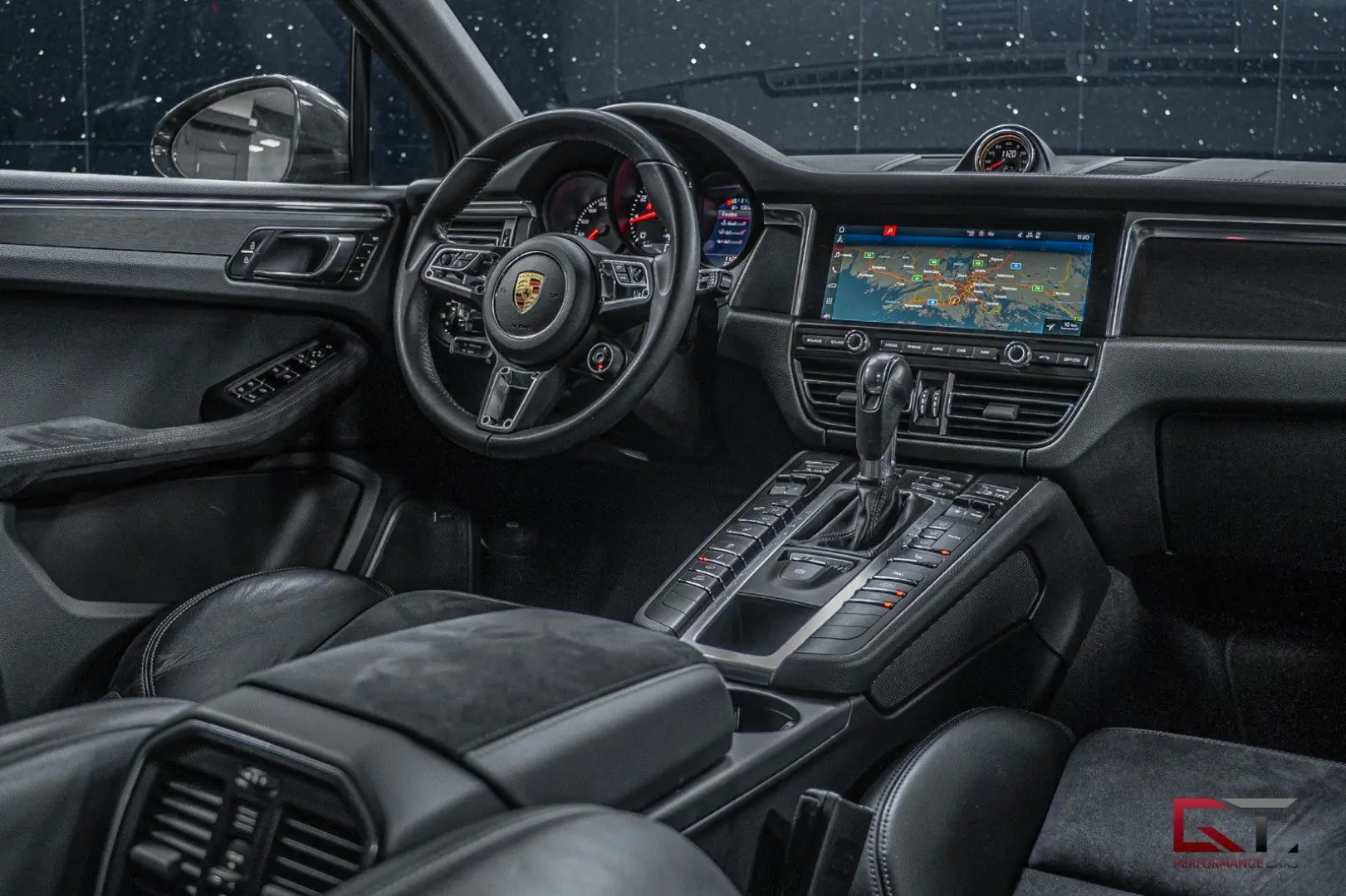 Macan GTS 18-way Pano 20
