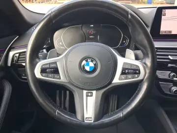 520d xDr Lim M Sportpaket Navi LED SHZ Glasdach