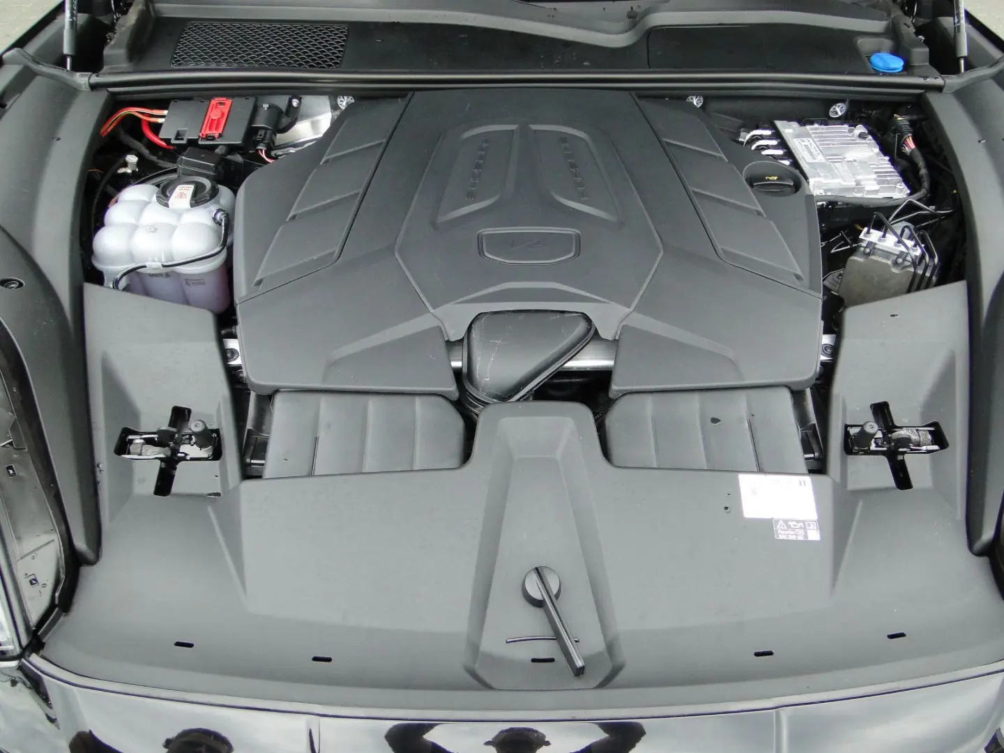 Cayenne 3.0 TFSI Coupe 1.HAND AUTOMATIK NAVI LED