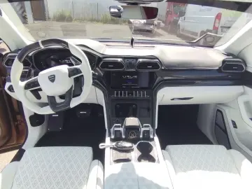 Urus 4.0 V8 MANSORY Venatus