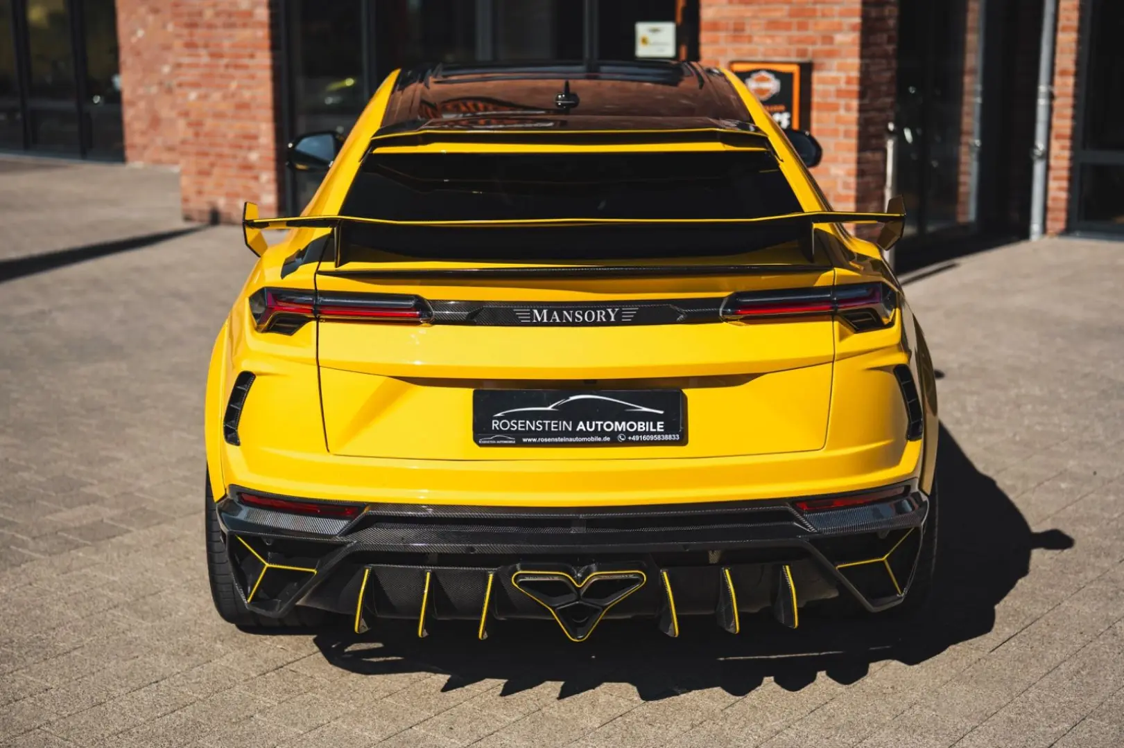 Urus 4.0V8 Mansory/Ceramic/Pano/B&O/ACC/R24/Soft