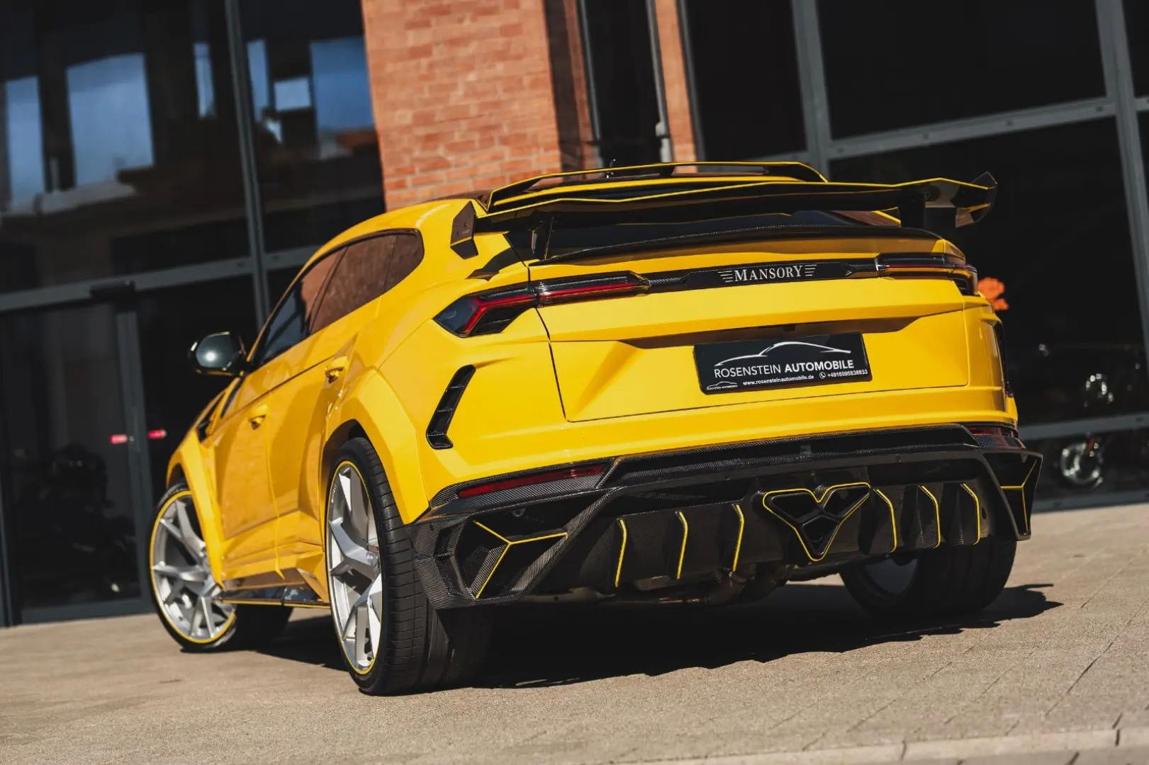 Urus 4.0V8 Mansory/Ceramic/Pano/B&O/ACC/R24/Soft