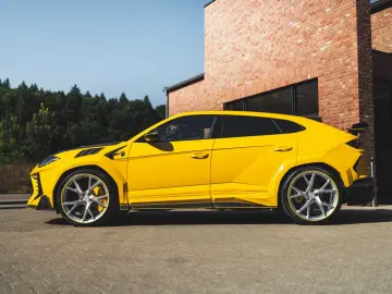 Urus 4.0V8 Mansory/Ceramic/Pano/B&O/ACC/R24/Soft