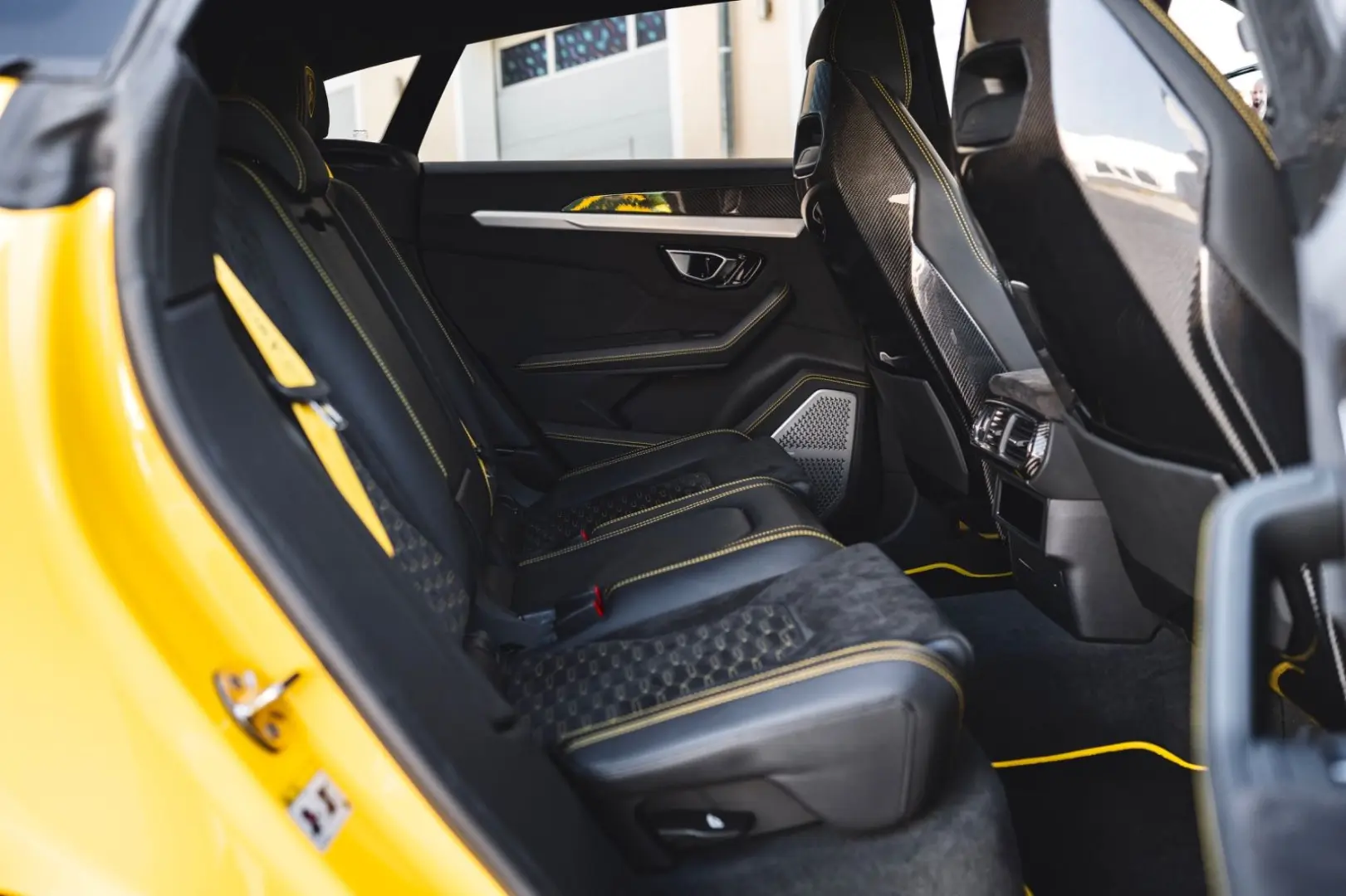 Urus 4.0V8 Mansory/Ceramic/Pano/B&O/ACC/R24/Soft