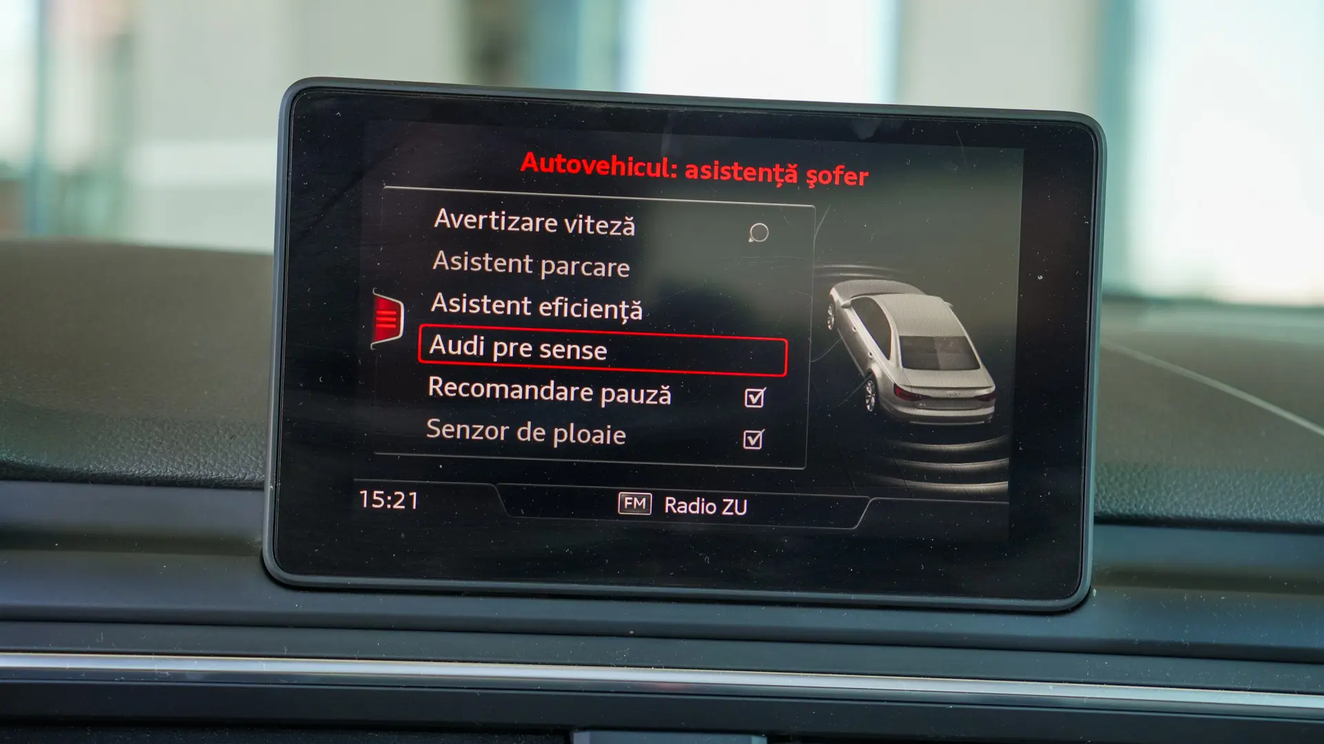 AUDI A4 quattro