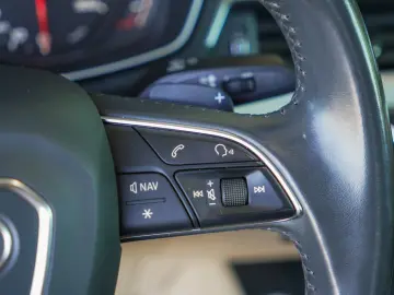 AUDI A4 quattro
