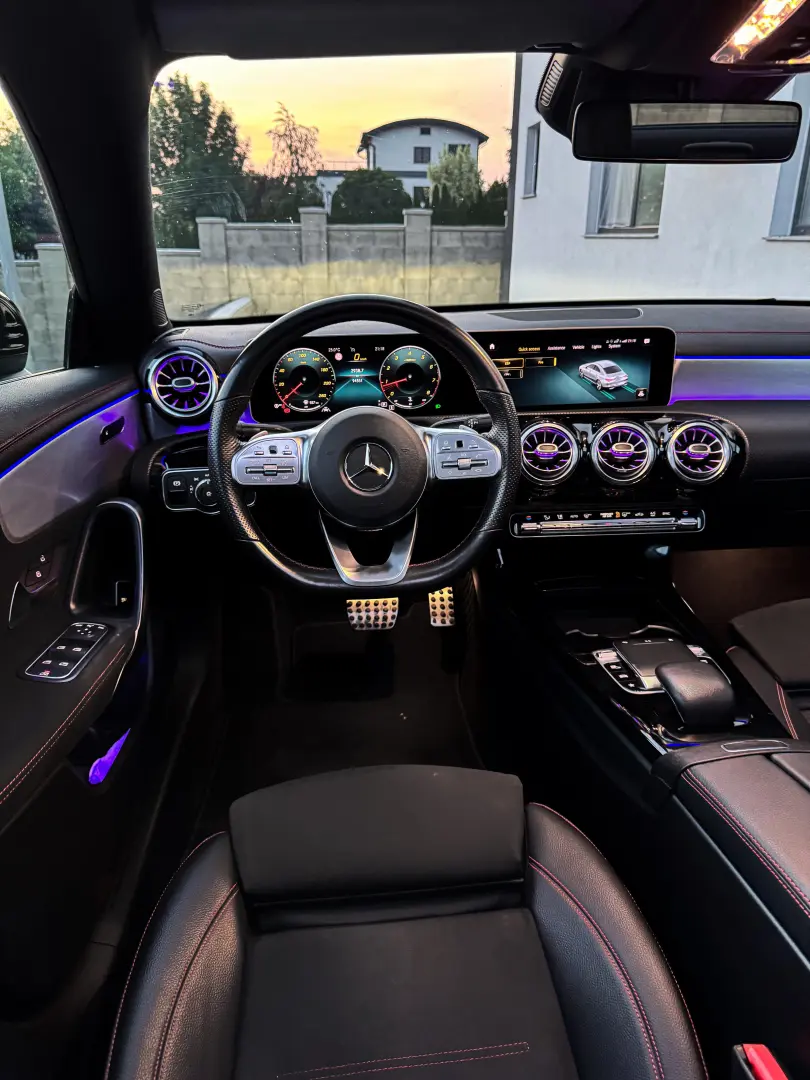 Mercedes-Benz CLA 180