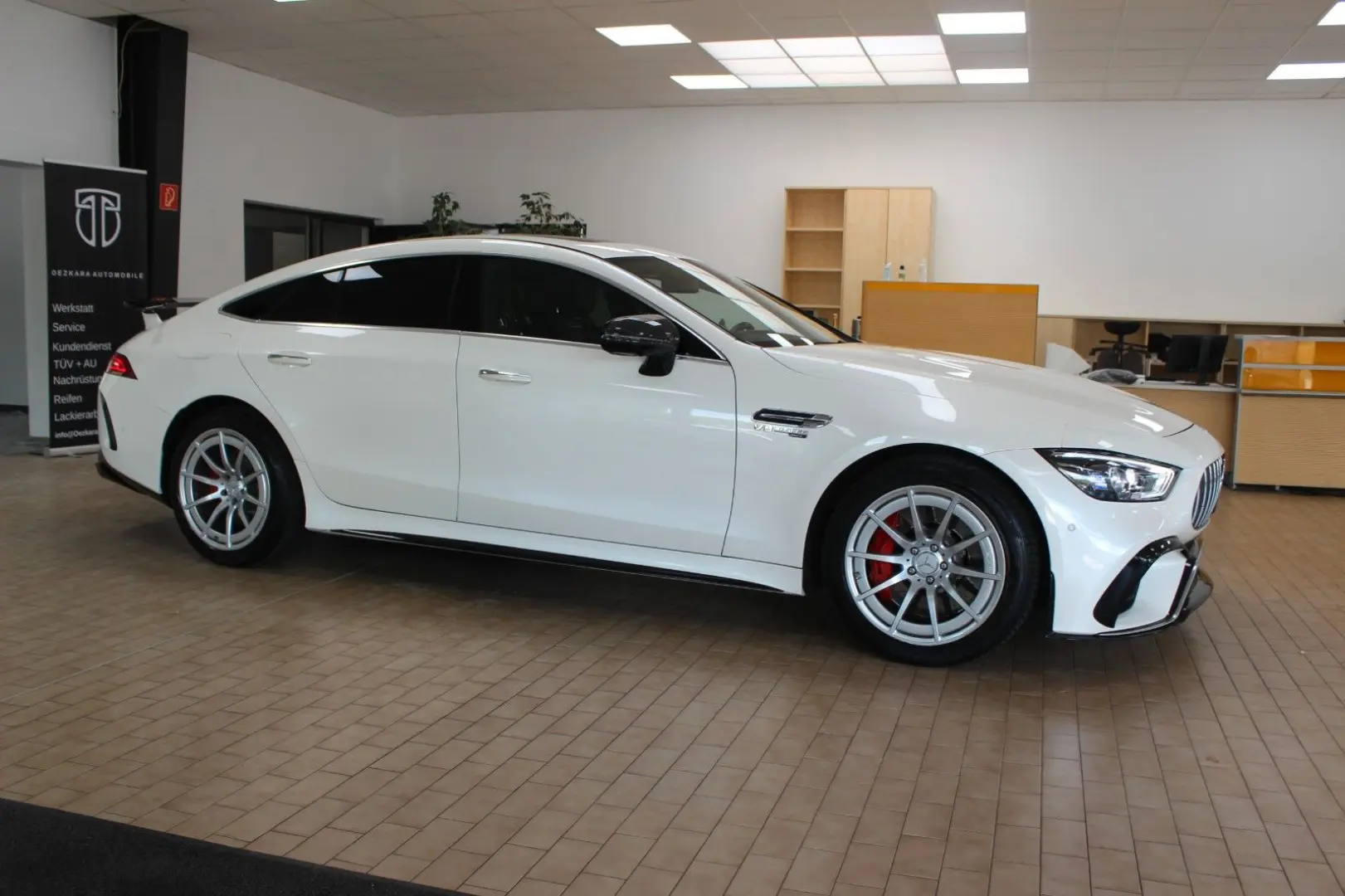 AMG GT 4door AMG GT 63 4Matic+  2,99% Rate: 584€