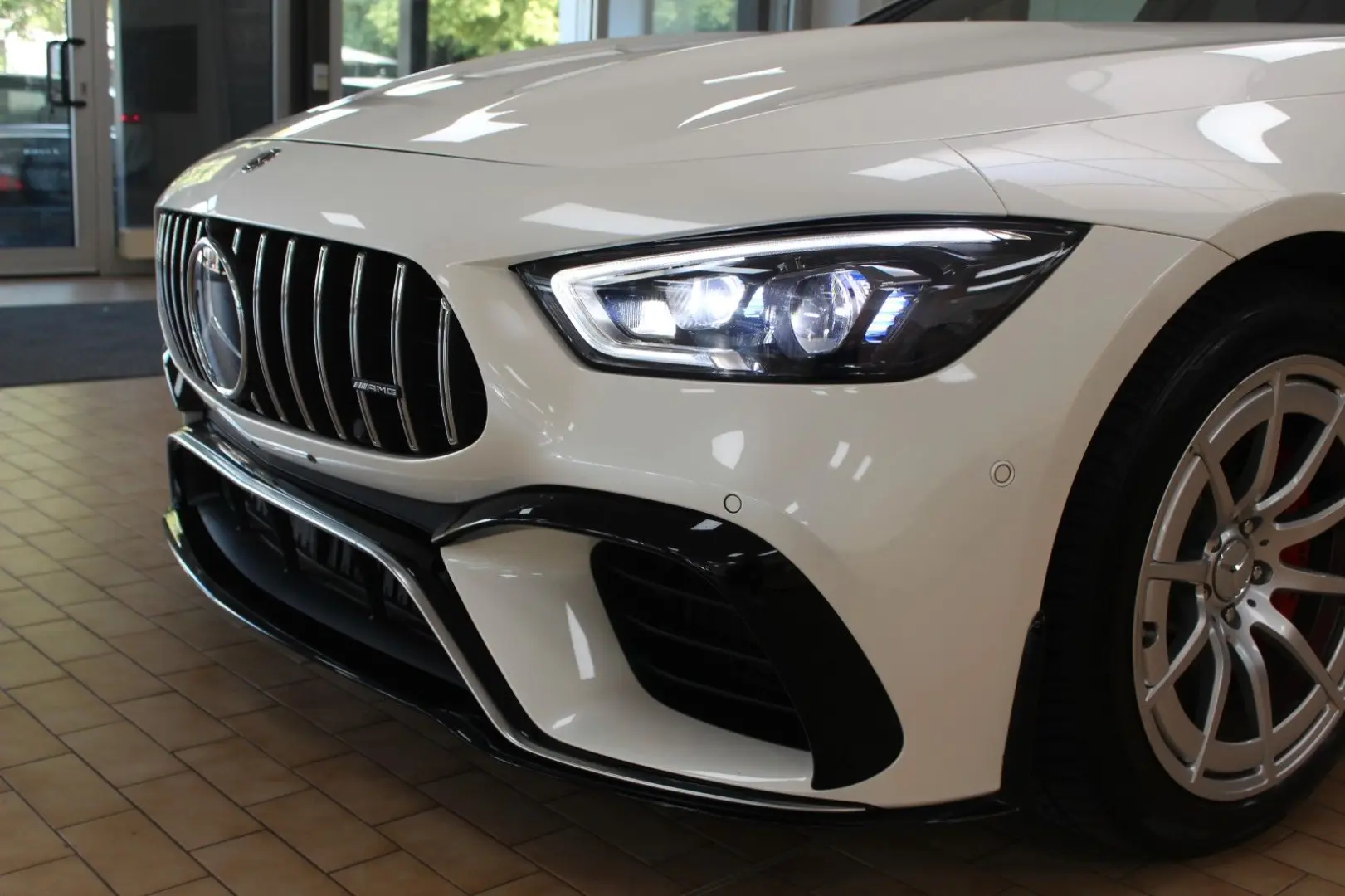 AMG GT 4door AMG GT 63 4Matic+  2,99% Rate: 584€