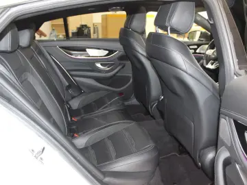 AMG GT 4door AMG GT 63 4Matic+  2,99% Rate: 584€