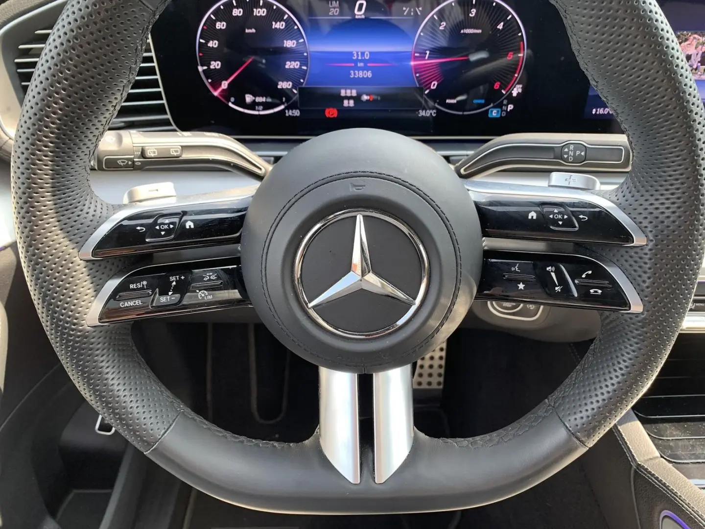 GLS 450 d 4Matic AMG-Line Standhzg.+AHK+Pano+22