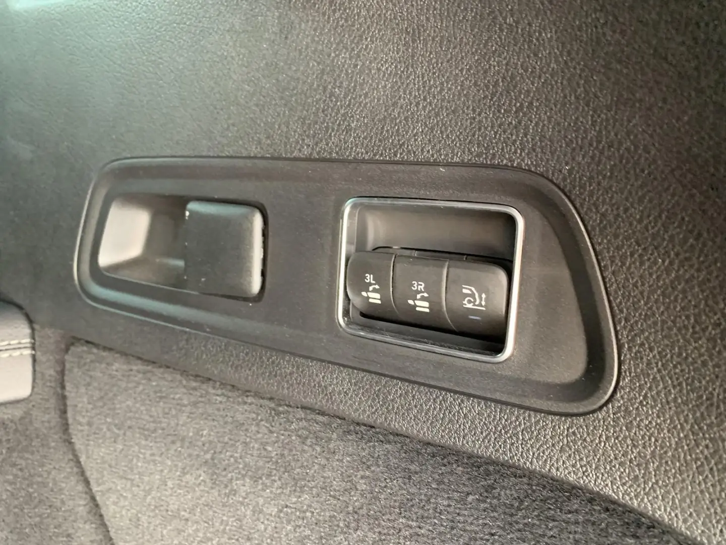 GLS 450 d 4Matic AMG-Line Standhzg.+AHK+Pano+22