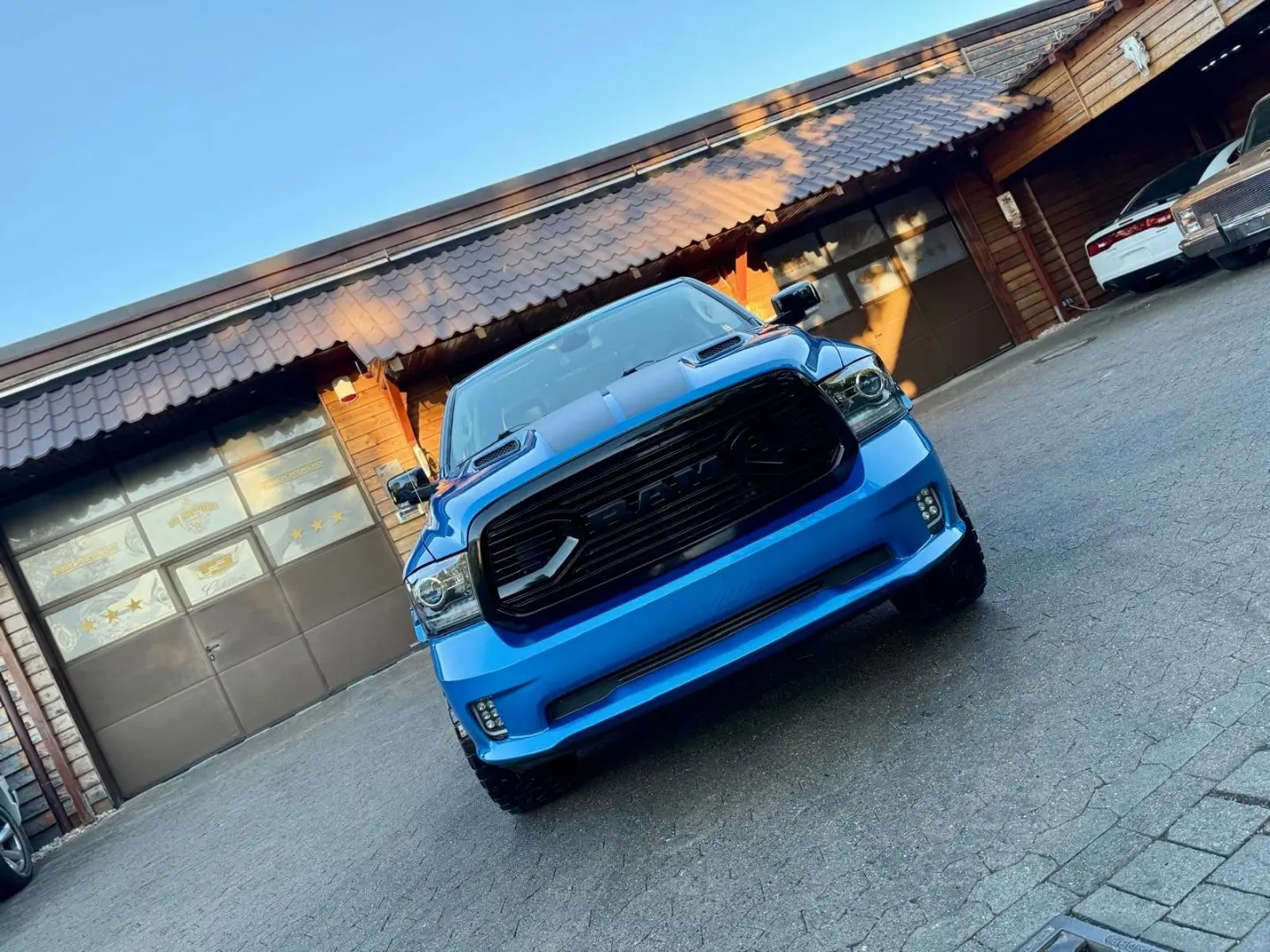 V8*SPORT*RAMBOX*