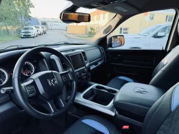 V8*SPORT*RAMBOX*