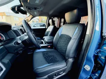 V8*SPORT*RAMBOX*