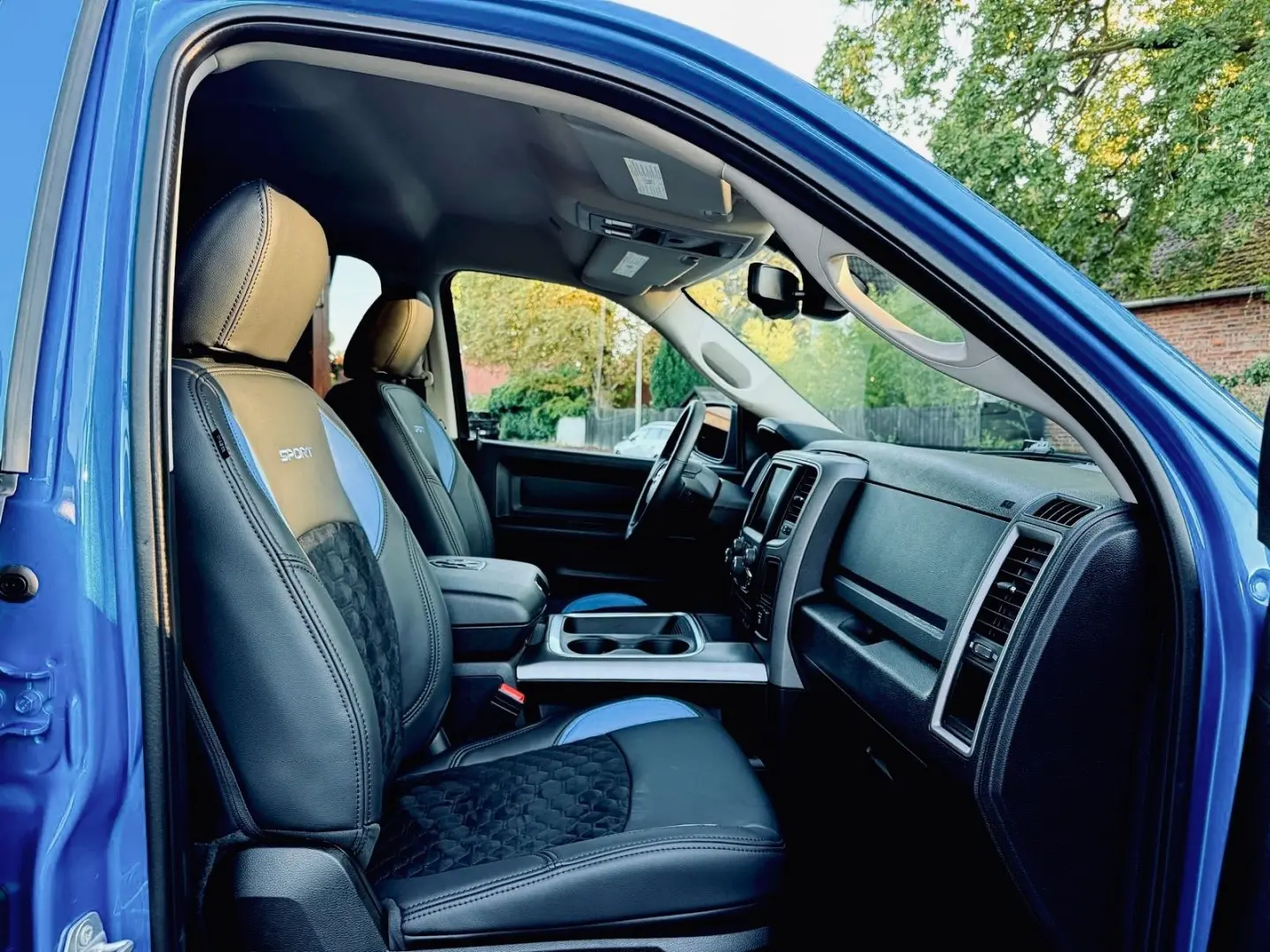 V8*SPORT*RAMBOX*