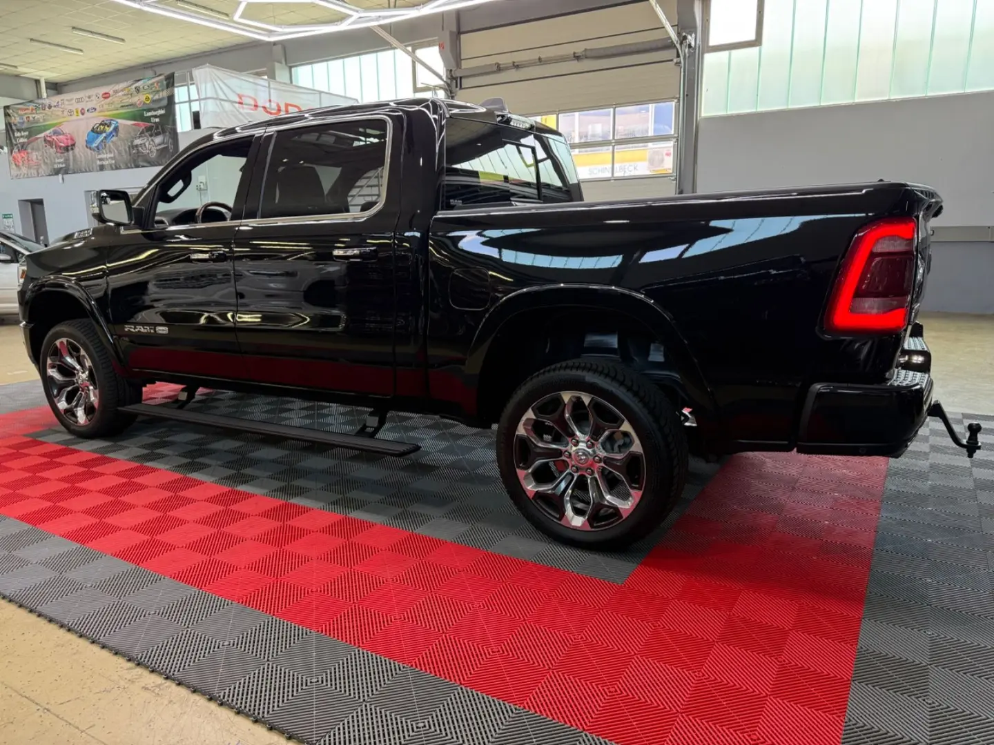 RAM 1500 5.7 HEMI Limited LONGHORN