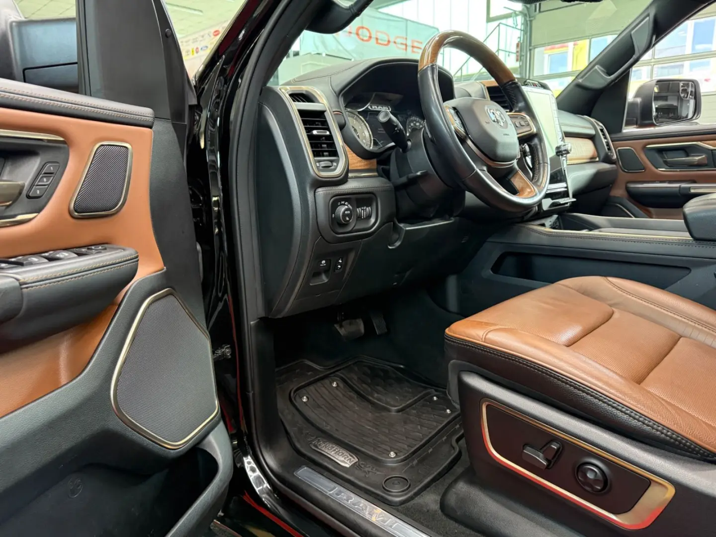 RAM 1500 5.7 HEMI Limited LONGHORN