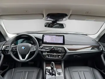 520d Lim. Aut. Luxury Line *Live*Leder*Matrix*