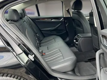 520d Lim. Aut. Luxury Line *Live*Leder*Matrix*