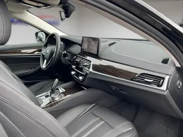 520d Lim. Aut. Luxury Line *Live*Leder*Matrix*
