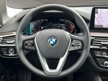 520d Lim. Aut. Luxury Line *Live*Leder*Matrix*