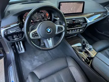 530i M Sport HUD ACC IntAktiv. Sitz+Lenkh.GlasD.