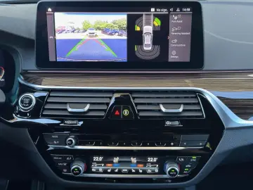 530i M Sport HUD ACC IntAktiv. Sitz+Lenkh.GlasD.