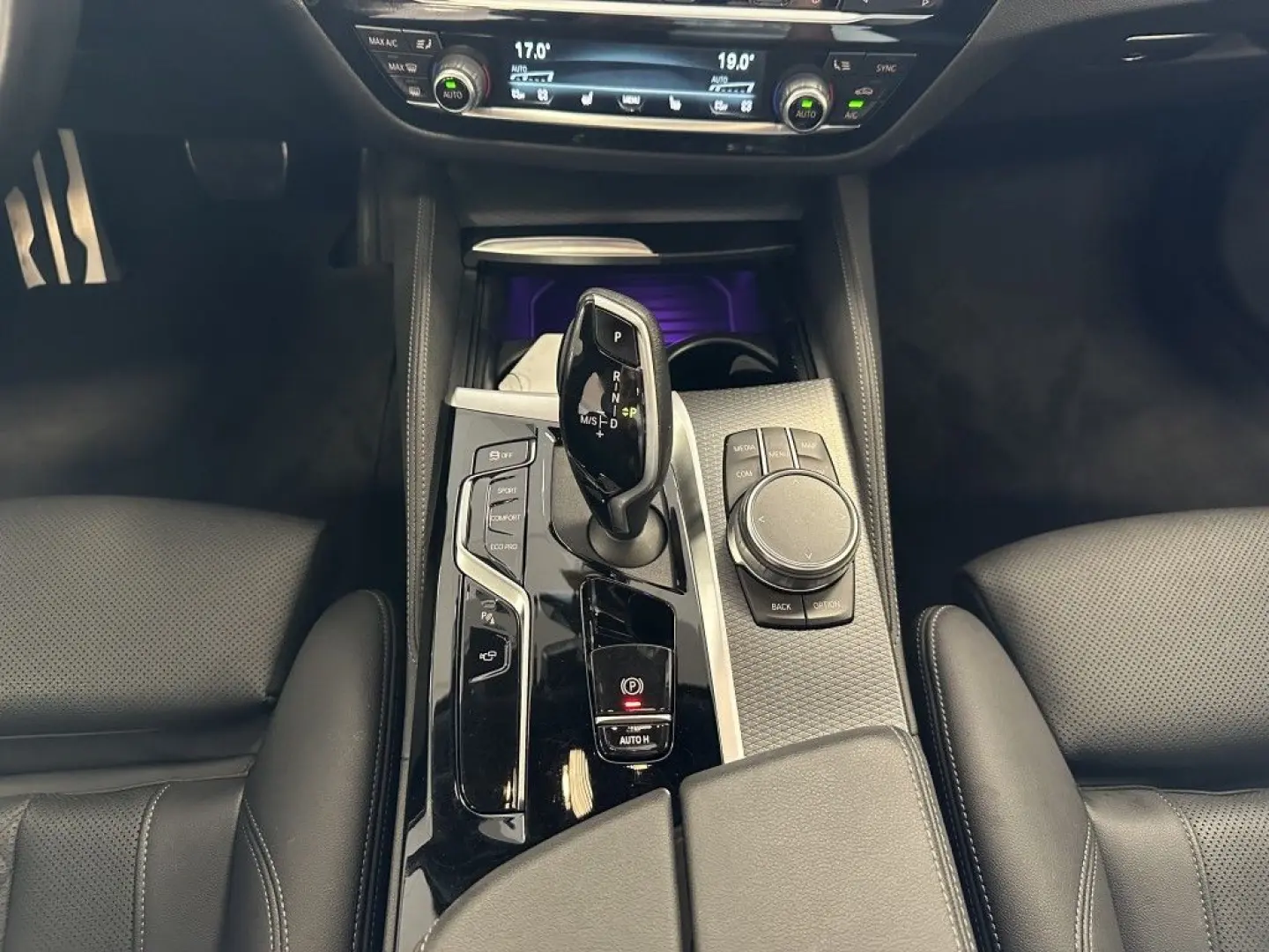 520 i*M-Packet*Leder*LED*360Cam*CarPlay*DAB+*SHZ