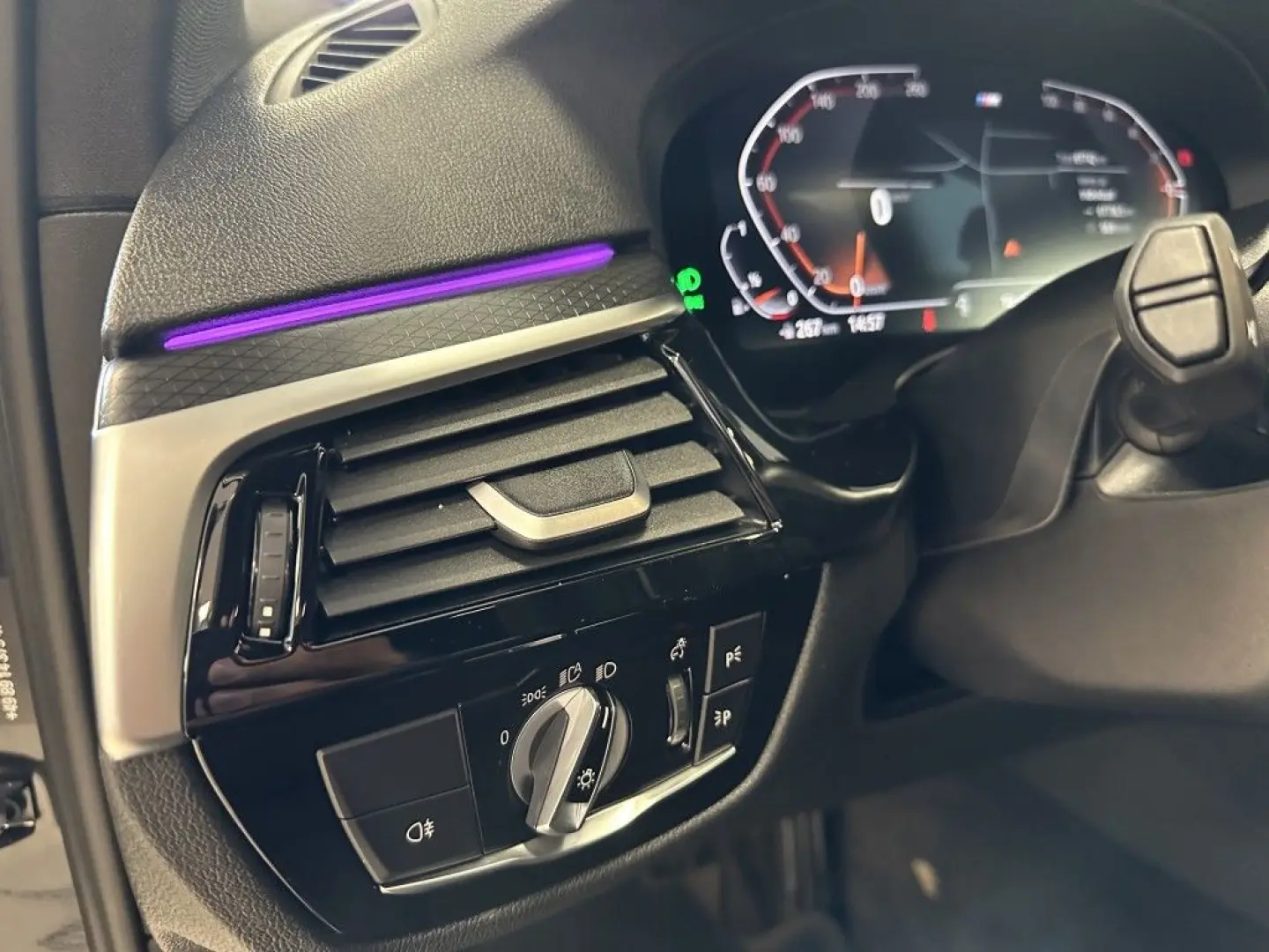 520 i*M-Packet*Leder*LED*360Cam*CarPlay*DAB+*SHZ