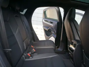 Cayenne Coupe E-Hybrid