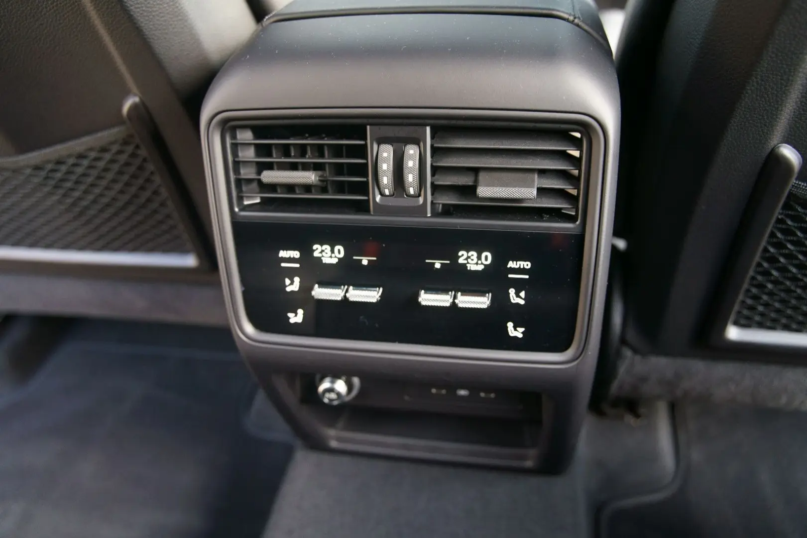 Cayenne Coupe E-Hybrid