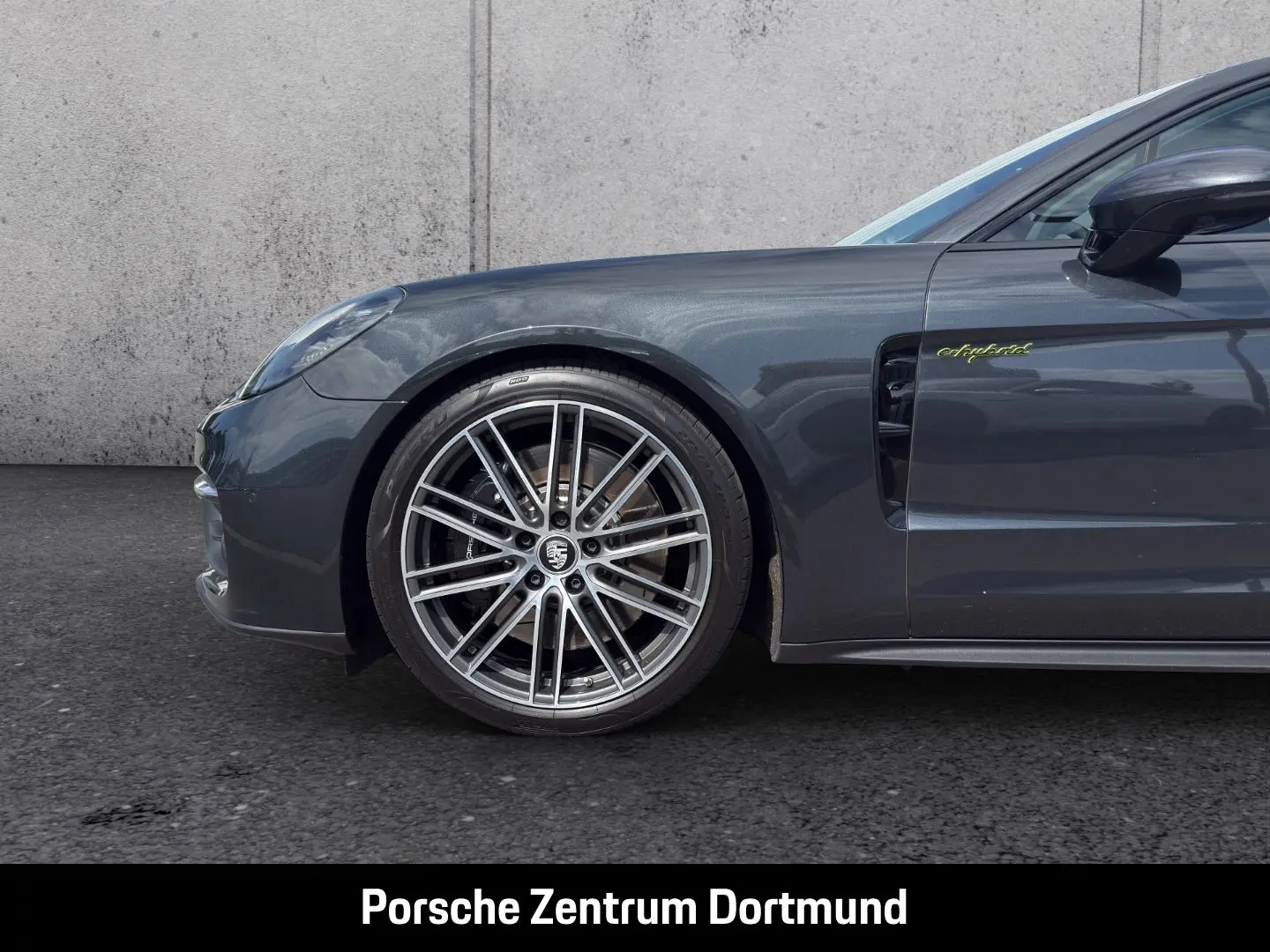 Panamera 4S E-Hybrid Head-Up LED-Matrix BOSE