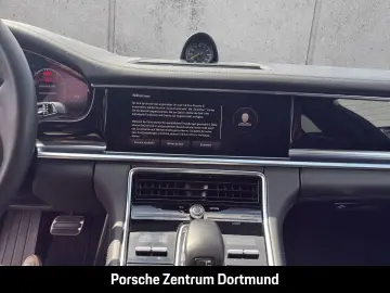 Panamera 4S E-Hybrid Head-Up LED-Matrix BOSE