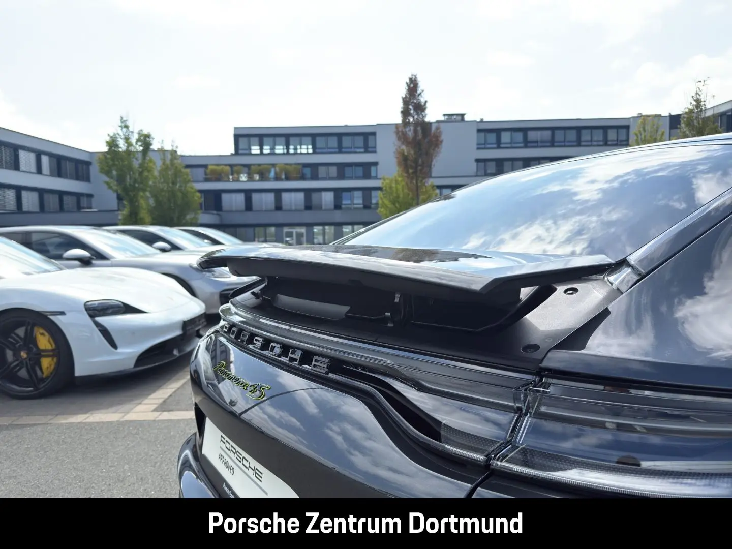 Panamera 4S E-Hybrid Head-Up LED-Matrix BOSE