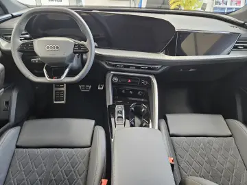 Audi Q5 40 TDI quattro S tronic MHEV