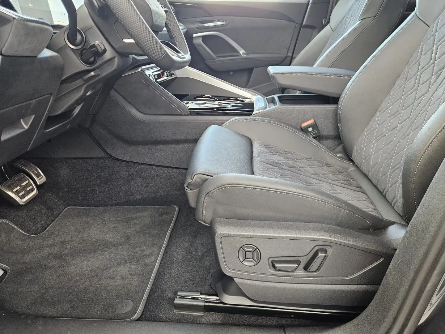Audi Q5 40 TDI quattro S tronic MHEV