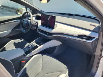 Skoda ELROQ 50: