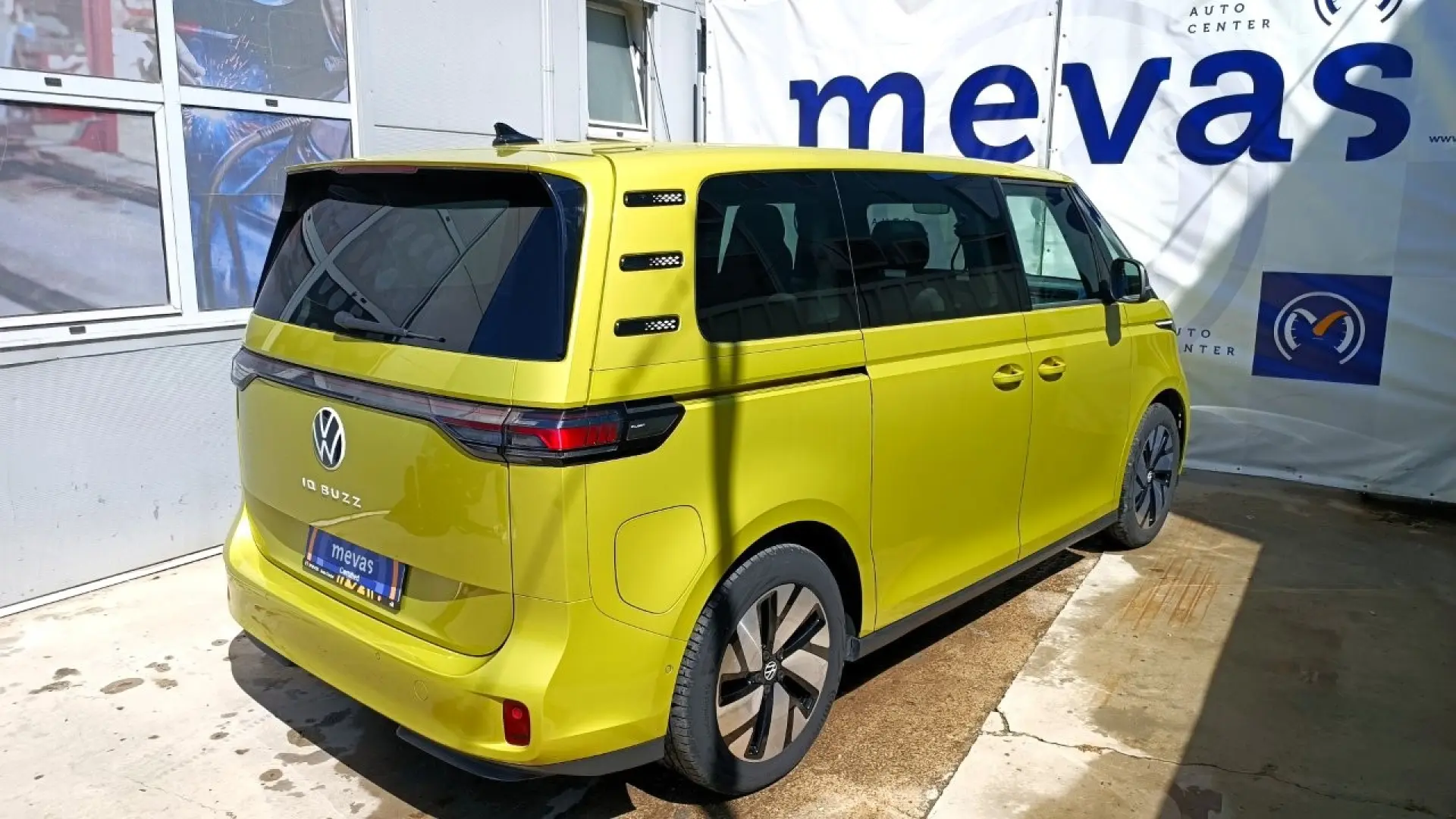 VW ID.Buzz Pro 150 kW