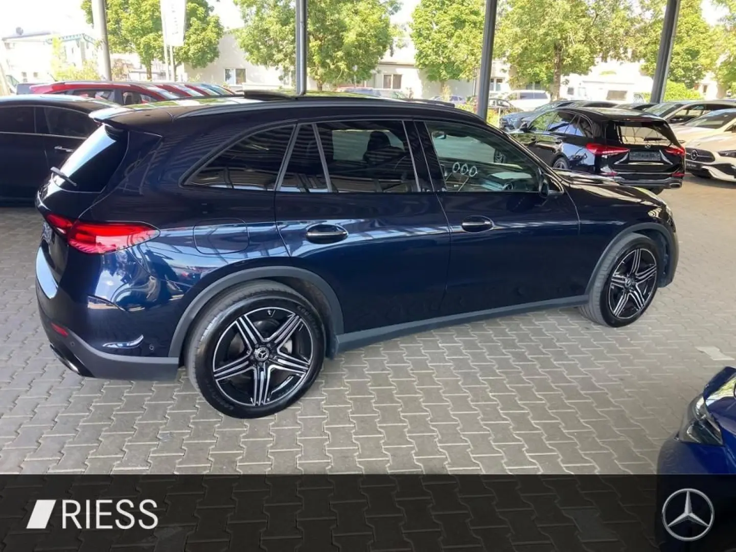 GLC 300 d 4MATIC /HUD/Ventilation/360/ACC